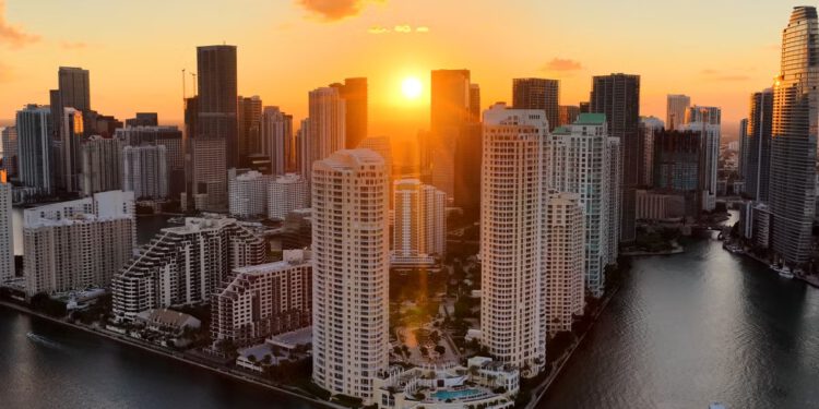 Dužnosnici Miamija mole nekretnine da im pomognu u suzbijanju trikova s visokim zgradama za društvene medije