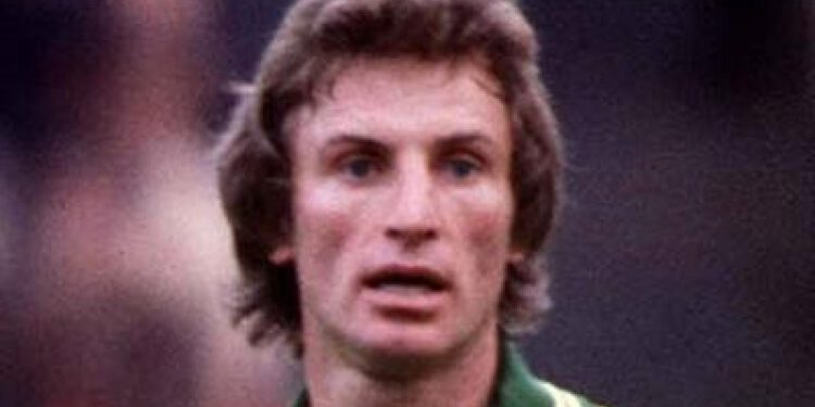 Dvostruki život Tonyja Powella, od engleskog nogometa do motela Holloway