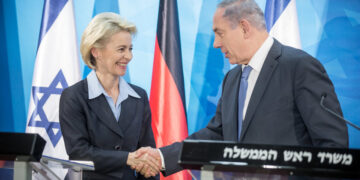 EU nikad ne uči – osim pogrešnih lekcija – RT World News