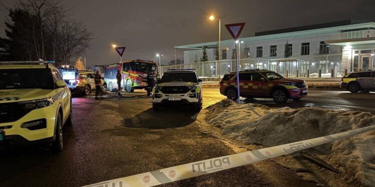 Eksplozija ispred američkog veleposlanstva u Oslu istražena kao mogući teroristički napad — RT World News