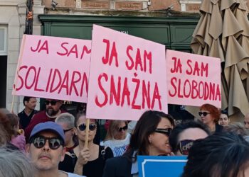FOTO I VIDEO U Splitu održan 10. Marš za prava žena: „Ja sam Dalmacija“