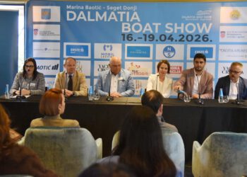 FOTOGALERIJA Dalmatia Boat Show otvara sezonu: U Seget stiže 180 izlagača i 200 plovila