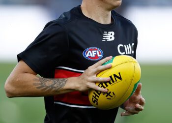 Footy zvijezda Lance Collard upotrijebit će ‘jedno slovo abecede’ da se obrani nakon što je navodno udario suparnika homofobnom uvredom