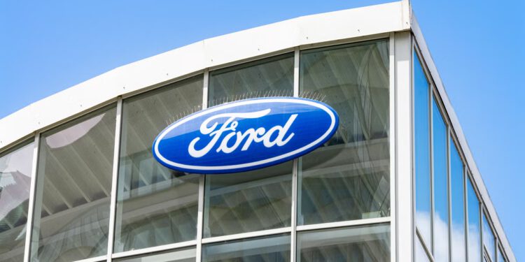Ford povlači gotovo dva milijuna automobila zbog grešaka koje bi mogle povećati rizik od sudara