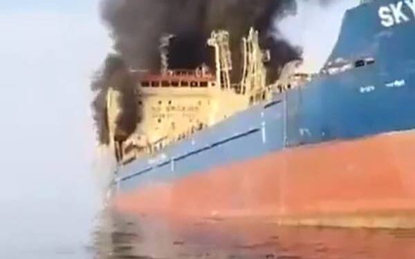 Gađaju usidrene brodove i one koji pomažu drugima