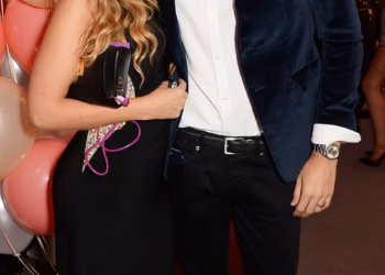 Gdje su Zoe Sugg i Alfie Deyes? Obožavatelji su jako zabrinuti nakon što je slika izazvala uzbunu. Sada CODIE BULLEN otkriva dugove jer izvori kažu ‘spremni su se svega odreći’