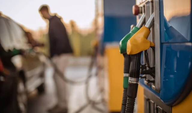 Gorivo u BiH može biti jeftinije i za više od 50 feninga po litri, u ponedjeljak odluka o trošarinama