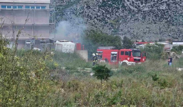 Grad Mostar upozorava: Ne palite korov i biljni otpad, prijete kazne i opasnost od požara