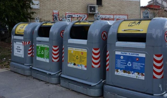 Građani Tomislavgrada dobivaju opremu za razvrstavanje otpada