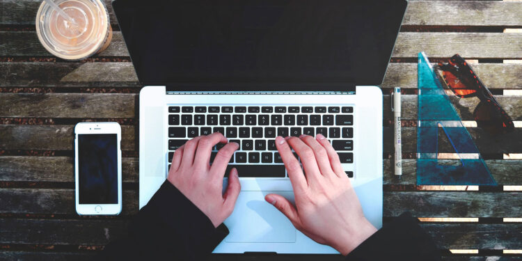 Hrvati i digitalna uključenost – Poslovni dnevnik