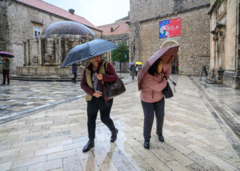 Hrvatska pod udarom nestabilnog vremena: Pogoršanje se očekuje sredinom tjedna