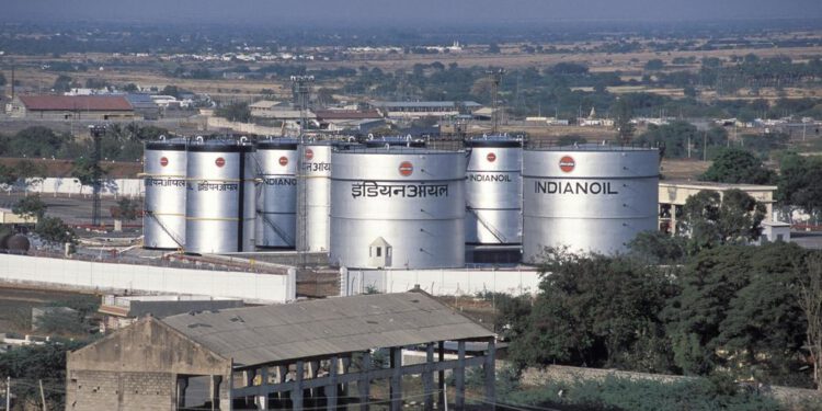 Indija kaže da joj ne treba dopuštenje SAD-a za kupnju ruske nafte — RT India