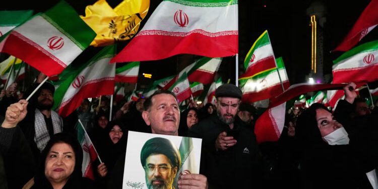 Iran i SAD učvršćuju stavove dok Teheran drži pod kontrolom Hormuški tjesnac