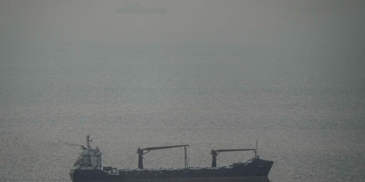 Iran nameće ‘režim naplatnih kućica’ kako bi omogućio prolaz kroz Hormuški tjesnac