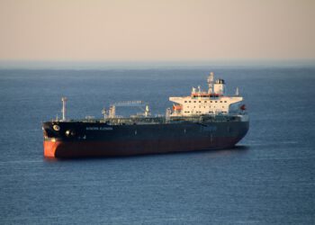 Iran ucijenio Europljane: Dali nam strašan uvjet pod kojim nafta može kroz tijesnac