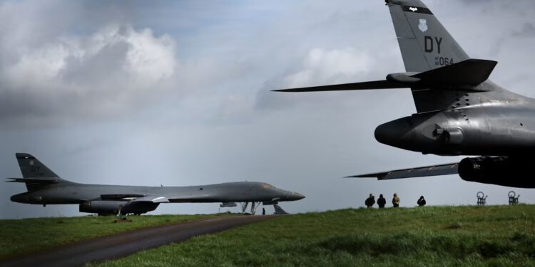 Iransko-američki rat uživo: Dvije balističke rakete ispaljene na britansku bazu Diego Garcia na otočju Chagos