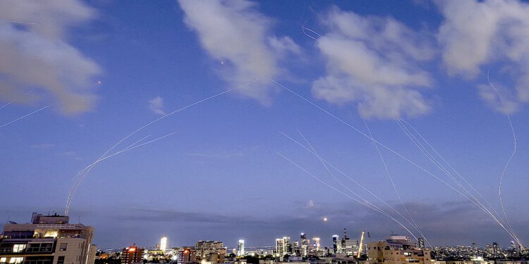 Izraelski sigurnosni analitičar nazvao je iransku krizu ‘biblijskim događajem’ nakon napada