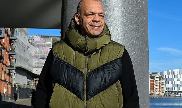 JASON DOZZELL: Ja sam najmlađi strijelac u engleskoj ligi… ali postao sam zarobljenik tog gola. I dok bih dopustio Maxu Dowmanu da zajaše val, evo mog upozorenja novoj superzvijezdi Arsenala