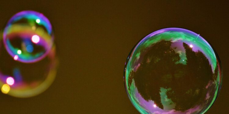 Je li AI balon pred pucanjem i što to znači za tvrtke?