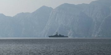 Je li Hormuški tjesnac zatvoren? Sve što treba znati o vitalnom putu za transport nafte usred sukoba u Iranu