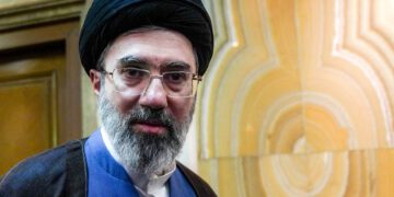 Khamenei je vjerovao da sin Mojtaba nije dovoljno pametan da preuzme vlast, kažu američki obavještajci