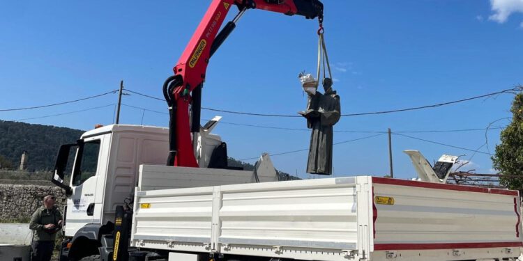 Kip sv. Ante vraćen na Poljud: Nakon teškog oštećenja u nevremenu ponovno zasjao u punom sjaju