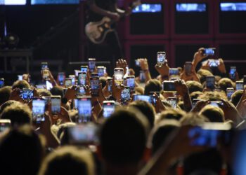 Konačno bi se moglo ukinuti plaćanje mobilne usluge koje se čeka već desetljećima