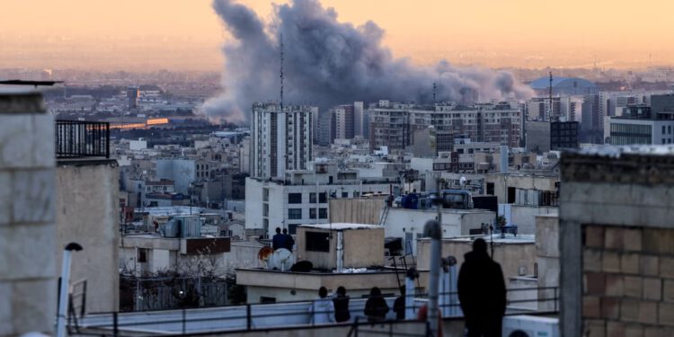 Kongres poziva na nadzor nakon izvješća da američka vojska koristi AI kako bi pomogla u određivanju koja mjesta u Iranu treba napasti