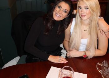 Kym Marsh (49) dijeli rijetku fotografiju s kćeri Polly nalik na nju dok slavi svoj 15. rođendan