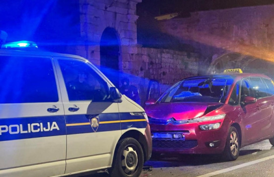 Lančani sudar u Gružu (FOTO)