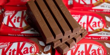 Lopovi ukrali kamion koji je prevozio preko 400.000 čokoladica KitKat