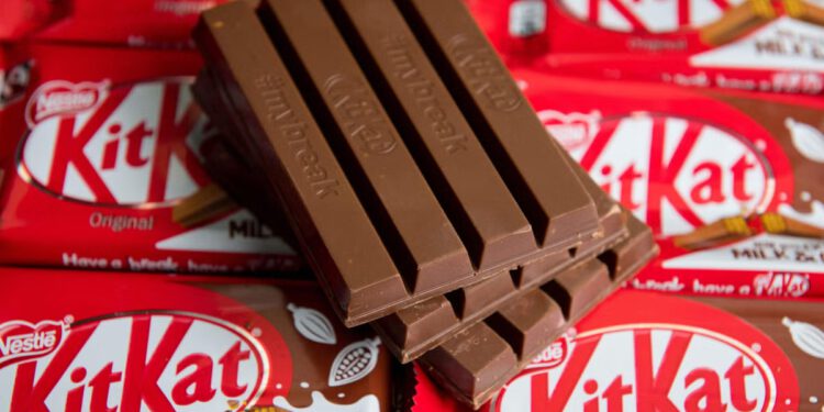 Lopovi ukrali kamion koji je prevozio preko 400.000 čokoladica KitKat