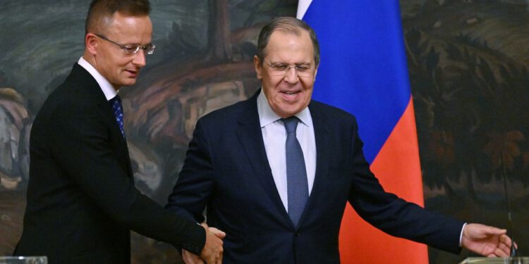 Mađarski ministar vanjskih poslova odbacuje poziv Rusiji koji je procurio — RT World News