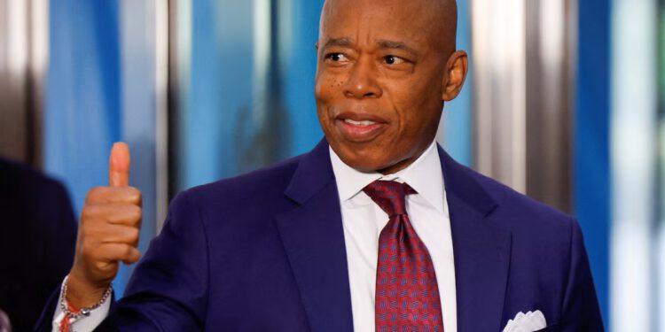 Mamdani nastoji zaustaviti gradsku obranu bivšeg gradonačelnika Adamsa u tužbi za seksualni napad