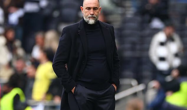 Menadžer Tottenhama Igor Tudor u žalosti jer otkriva da mu je otac umro nekoliko trenutaka nakon što je izgubio 3-0 u utakmici zbog koje bi mogao dobiti otkaz