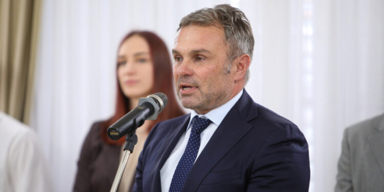 Misterij stanovite Martine iz Pavlekove afere: Ovo naslućuje na skandal međunarodnih razmjera