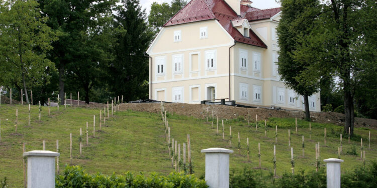 Mutna priča ‘hrvatskog Versaillesa’ konačno završena: ‘Kuća je meni oteta, ja sam je platila’