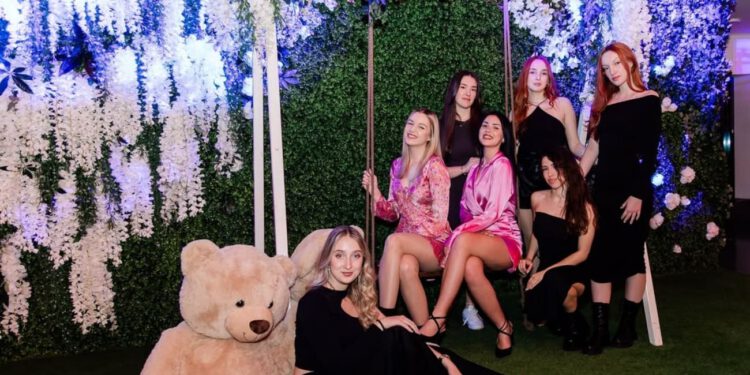 Na Kampusu gala večera za Dan žena: Studentice večeraju za 10 eura