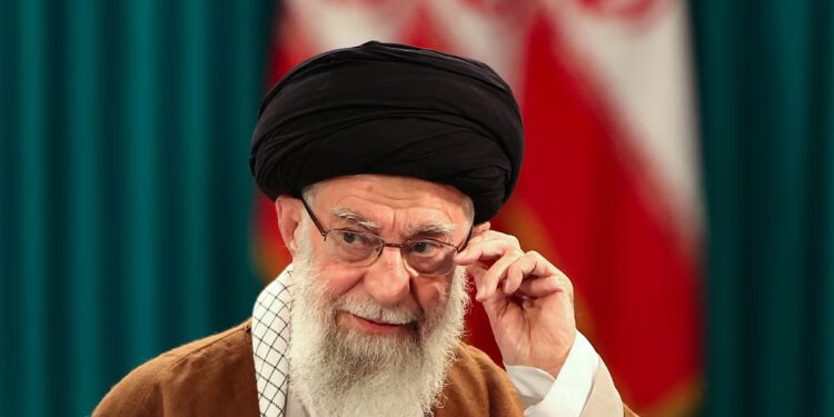 Najnovije Trump-Iran: Predsjednik izdaje novo upozorenje Teheranu ako uzvrati nakon ubojstva ajatolaha Alija Khameneija