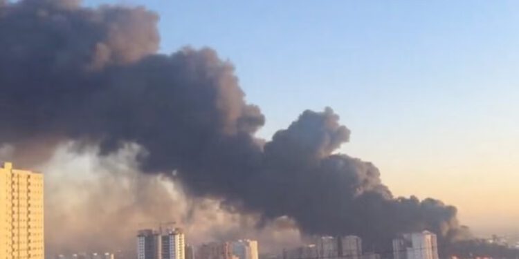 Najnoviji iransko-američki rat: Izrael pokreće nove napade na Teheran dok SAD imenuje vojnike poginule u napadu dronovima