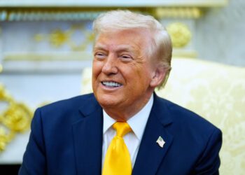 Najnoviji iransko-američki rat: Trump ‘smatra riskantnu kopnenu invaziju na ključni iranski otok’ kako bi ponovno otvorio Hormuški tjesnac