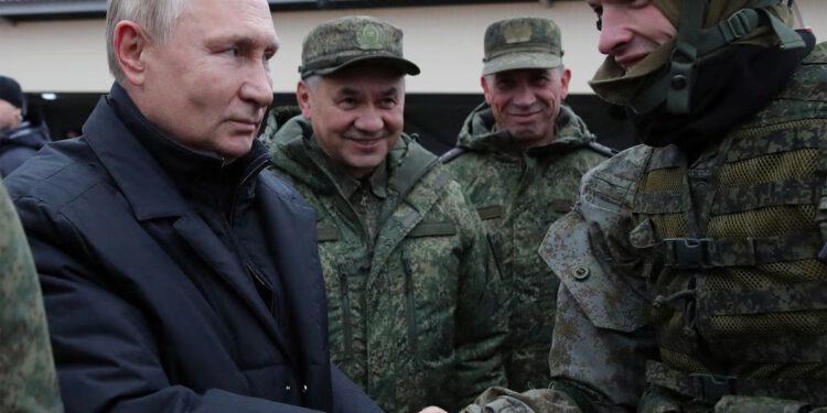 Najnoviji ukrajinsko-ruski rat: Putinove trupe čeka najsmrtonosniji dan u godini dok Kremlj daje novosti o mirovnim pregovorima