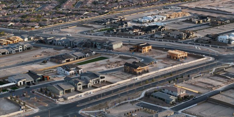 Nekoć svjetionik jeftinih kuća, Nevada je postala simbol američke borbe s visokim troškovima