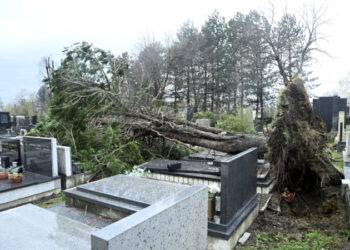 Nema šanse da vam Grad Zagreb i Gradska groblja plate štetu zbog nevremena, otkrivamo i zašto