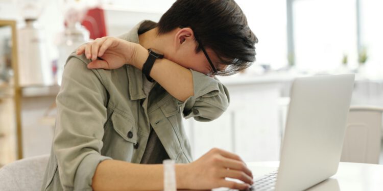 Neočekivani meningitis ubio dvoje studenata, stotine čekaju hitne antibiotike