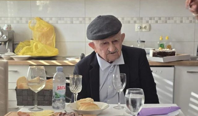 Neum dobio svog stogodišnjaka: Blaško Bilić uz rakijicu proslavio 100. rođendan