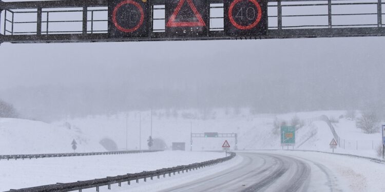Nevrijeme juri prema Hrvatskoj, DHMZ izdao izvanrednu obavijest: ‘Ova područja su u crvenom’