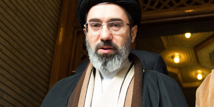 Novi iranski vrhovni vođa Mojtaba Khamenei očekivao je da će biti tvrđi