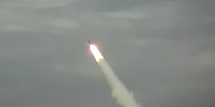 Objavljena jeziva karta koja prikazuje zemlje unutar dometa iranskih raketa