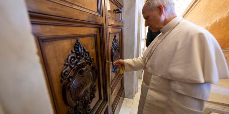 Papa Leo seli se u stan u palači koji je papa Franjo slavno odbacio